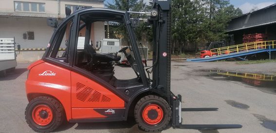 LINDE H40D-02 nový pozicionér s bočním posuvem SLEVA